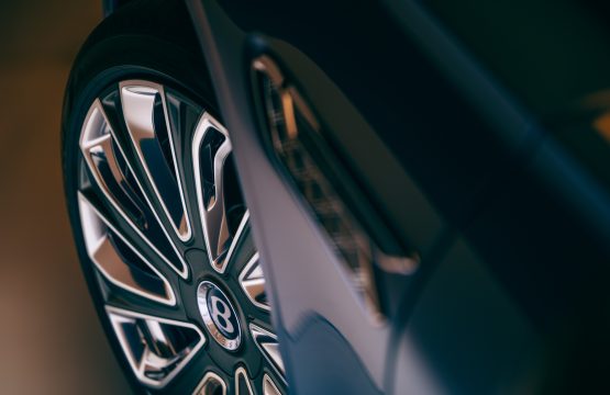 2022-bentley-flying-spur-mulliner-13-16288495596981724598765 bentley-flying-spur-mulliner-2025-viet-nam