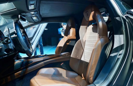 Lamborghini_Revuelto_Việt_Nam_06 Lamborghini_Revuelto_Viet_Nam