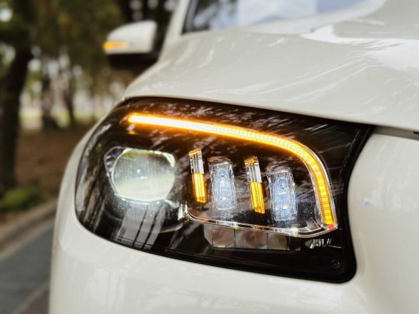 Mercedes-Maybach-GLS-600-4MATIC-2025