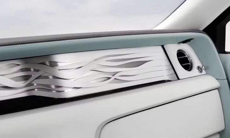 Rolls-Royce_Phantom_Can_Thinh-Vuong_2025