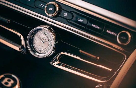 bentley-flying-spur-mulliner-2025-viet-nam04 bentley-flying-spur-mulliner-2025-viet-nam